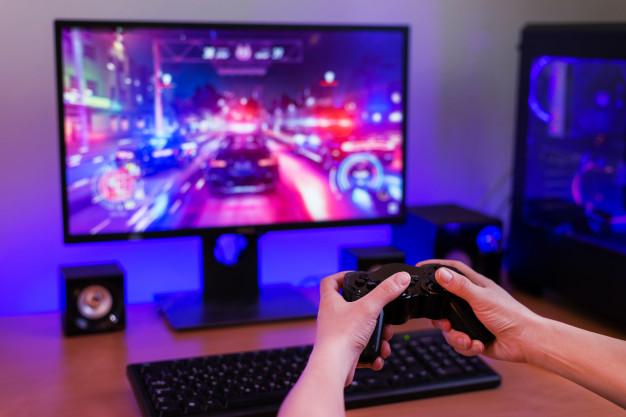 Pro Tips for Improving Your Online Gaming Performance